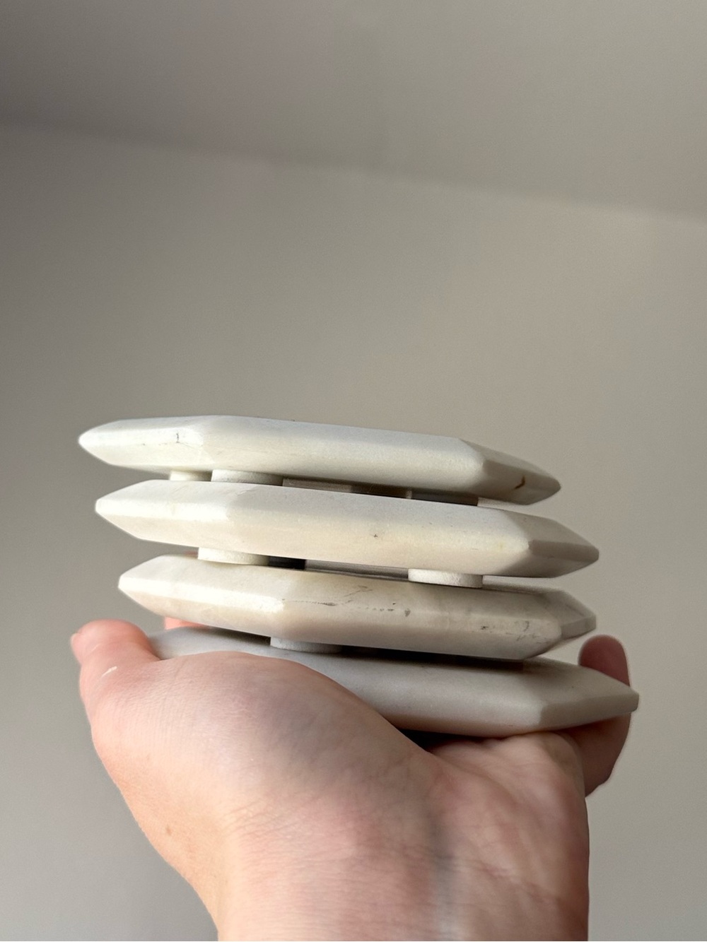 Set of 4 Marble Stone White Coaster Set